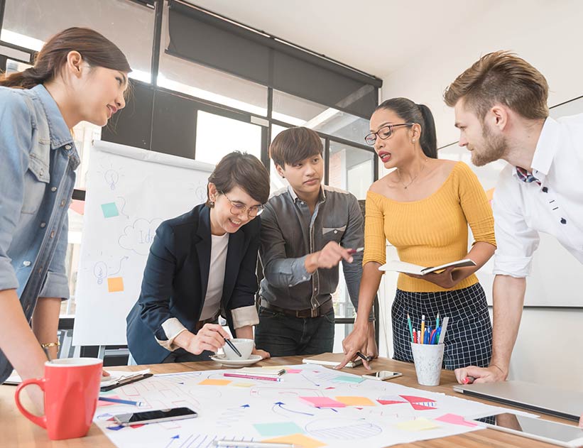 service-section1-821x631